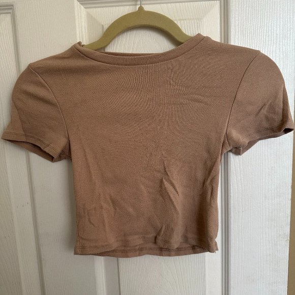 Studio Sunday - Ribbed, T-Shirt Crop Top - Picture 1 of 1